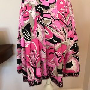 Elie Tahari 100% silk skirt